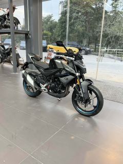 CFMOTO 450NK - фото 1