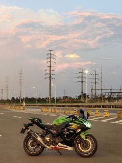 Kawasaki Ninja 400 - ფოტო 2