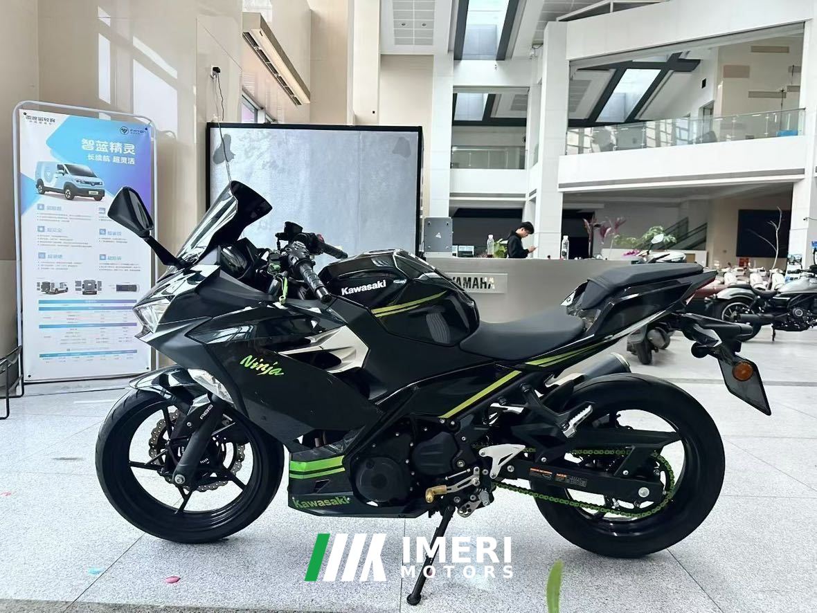 2021 Kawasaki Ninja 400