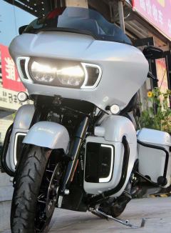Harley-Davidson Road Glide 1868 cc - ფოტო 8