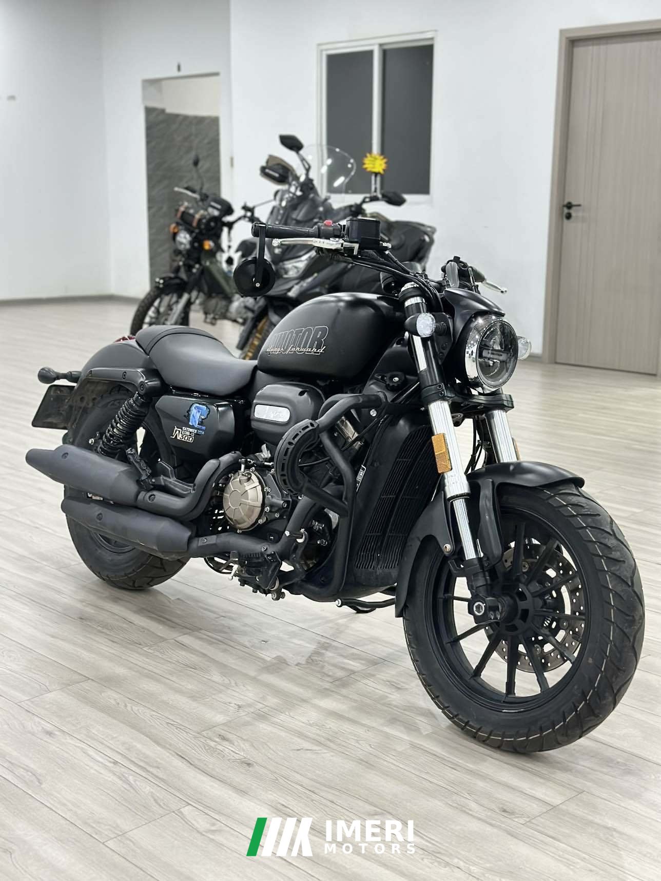 2023 QJMOTOR Flash 300