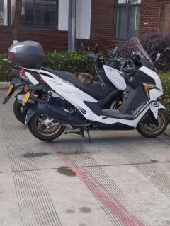 KYMCO Xciting ST250 - photo 2