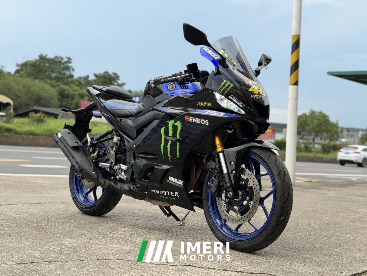 2022 Yamaha YZF-R3 320 cc