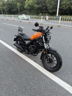 Honda CM300 - photo 1