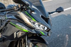 Kawasaki ZX-4R 400 cc - ფოტო 9