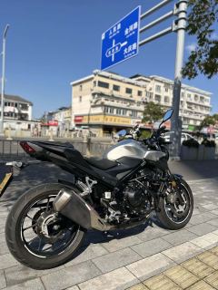 Honda CB400F - photo 7