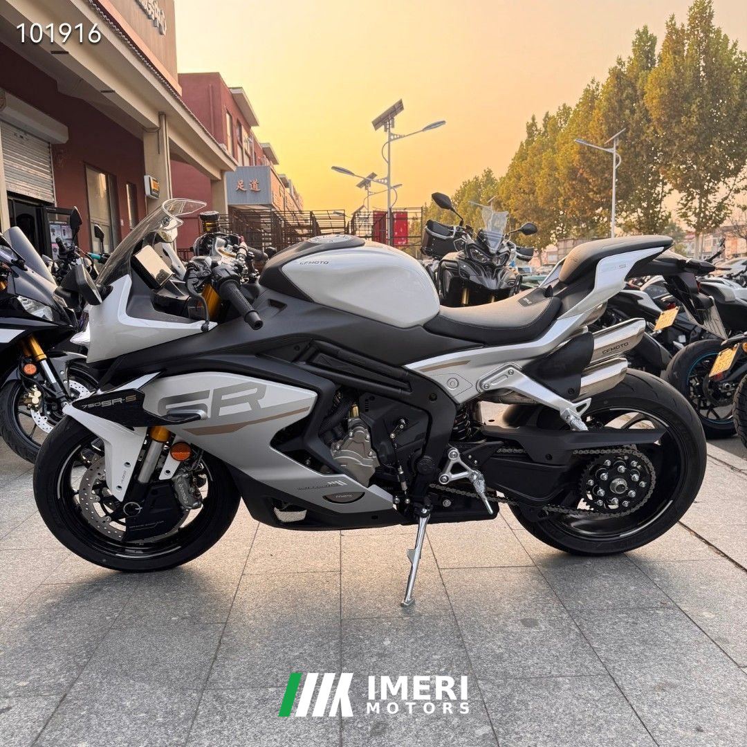 2025 CFMOTO 750SR-S