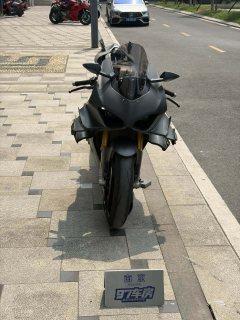 Ducati Panigale V4 1100 cc - ფოტო 2