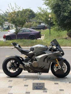 Ducati Panigale V4 1100 cc - ფოტო 4