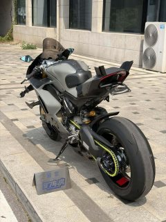 Ducati Panigale V4 1100 cc - ფოტო 8