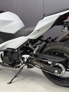 Kawasaki Ninja 400 - фото 6