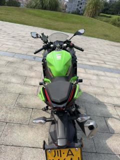 Kawasaki Ninja 400 - photo 2