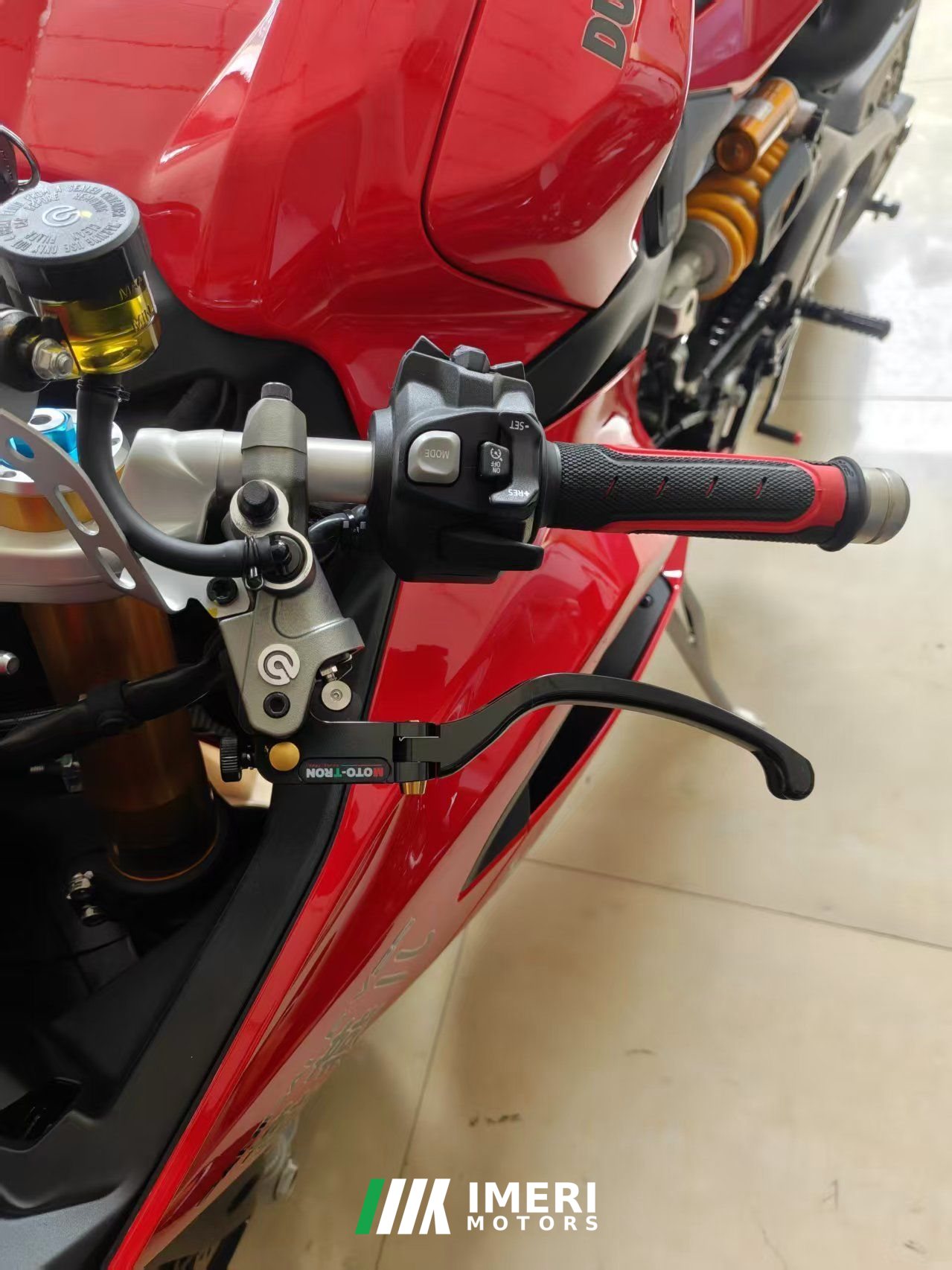2025 Ducati Panigale V2 900 cc