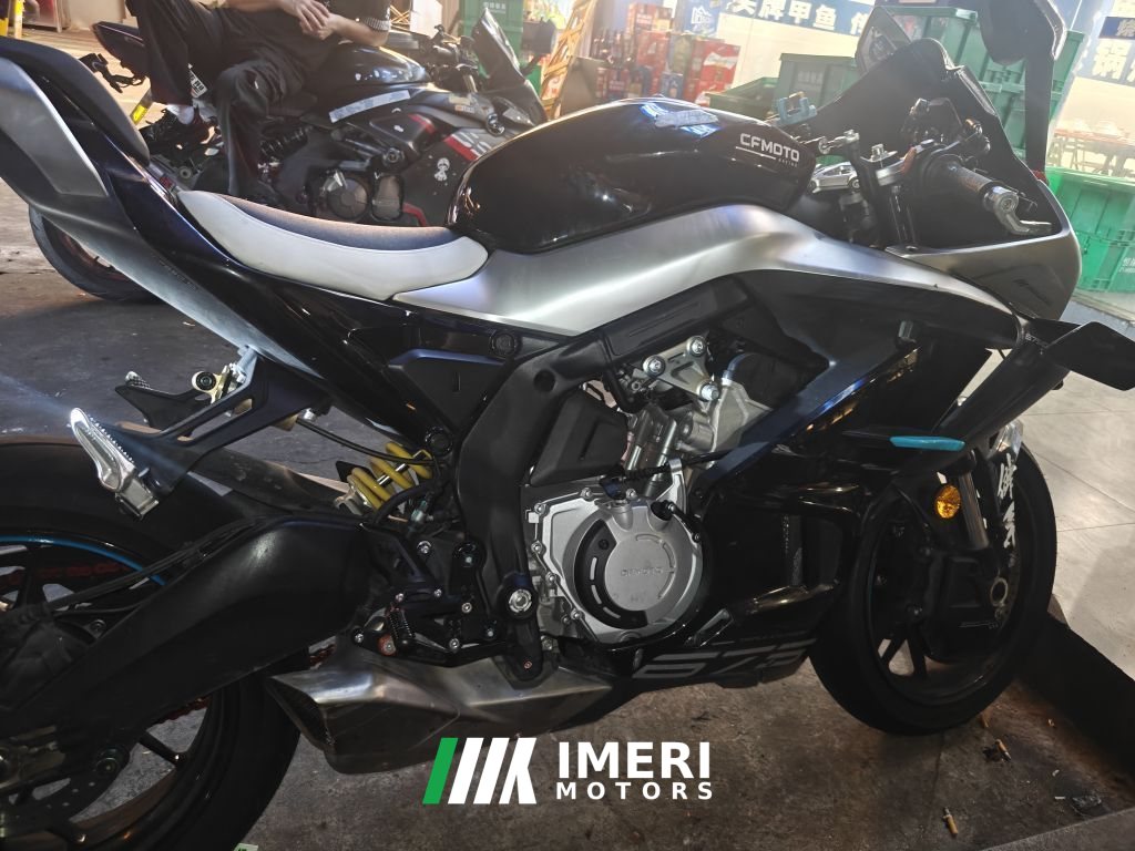2026 CFMOTO 675SR-R