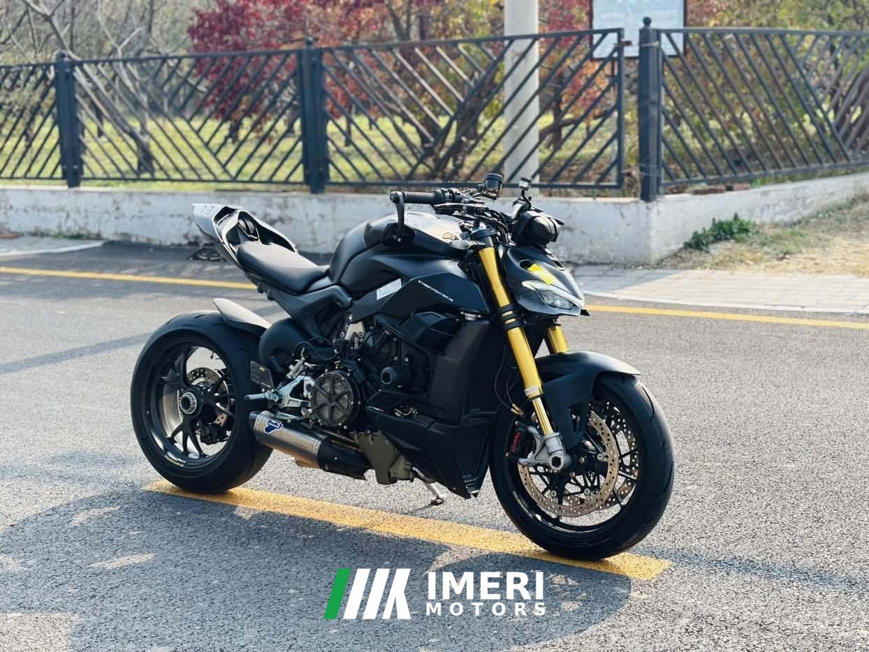 2021 Ducati Street Fighter V4 1100 cc
