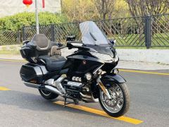 Honda Gold Wing GL1800 - ფოტო 1