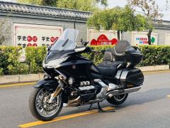 Honda Gold Wing GL1800 - ფოტო 9