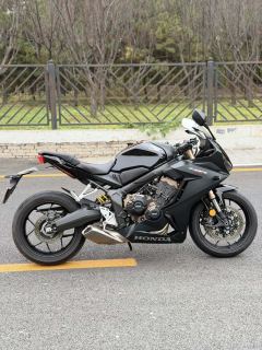 Honda CBR650R - photo 4