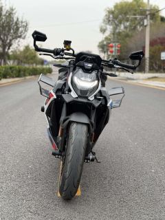 BMW M 1000 R - ფოტო 2