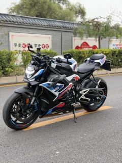 BMW M 1000 R - ფოტო 3
