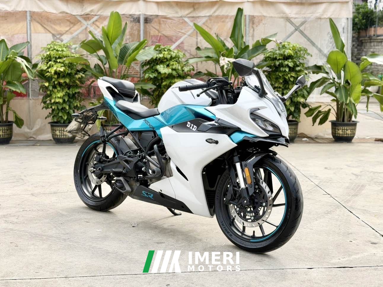 2021 CFMOTO 250SR