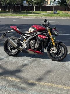 Triumph Speed Triple 1200 - ფოტო 1