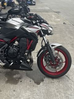 Kawasaki Z650 - ფოტო 3