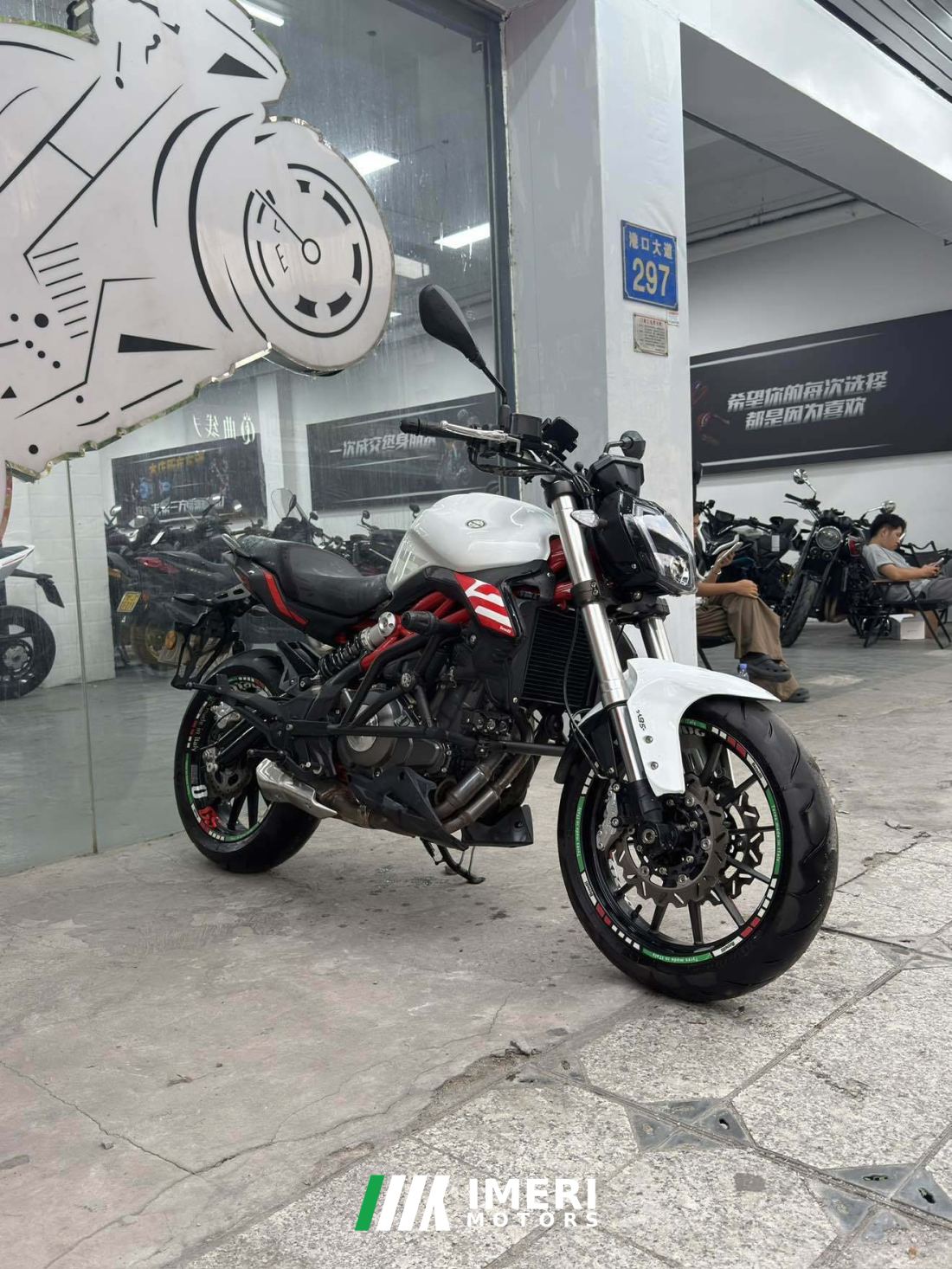 Benelli BN302S 300 cc - მოტოციკლი ჩინეთიდან