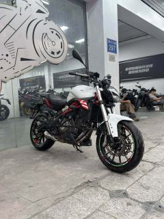 Benelli BN302S 300 cc - ფოტო 1