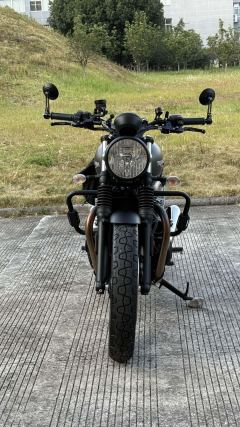 Triumph Speed Twin 900 - ფოტო 2