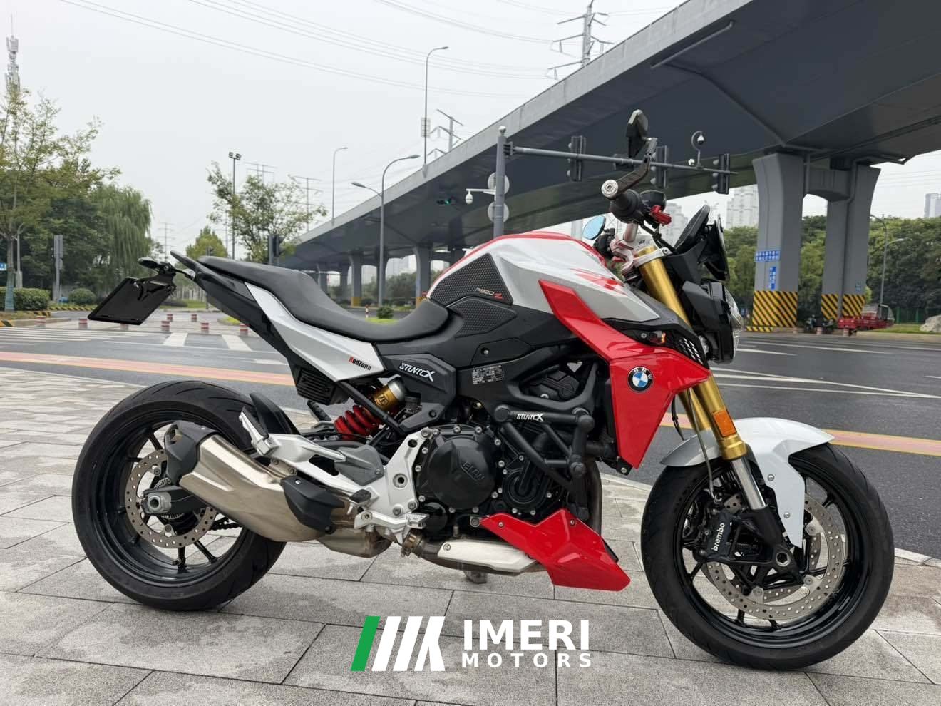 2021 BMW F 900 R