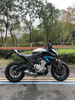 CFMOTO 675NK - photo 1