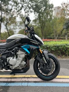 CFMOTO 675NK - photo 2
