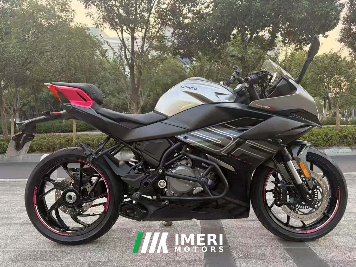 2025 CFMOTO 250SR