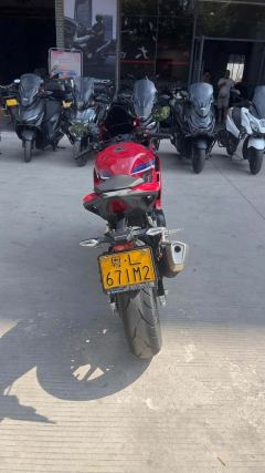 Honda CBR400R - ფოტო 8