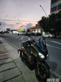 QJMOTOR Hong 150 - photo 5