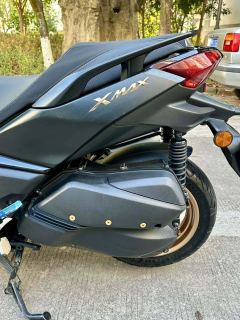 Yamaha XMAX 300 cc - photo 8