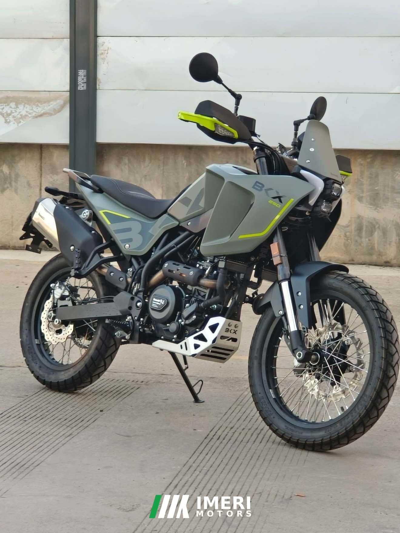 2025 Benelli BKX250