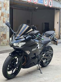 Kawasaki Ninja 400 - ფოტო 1