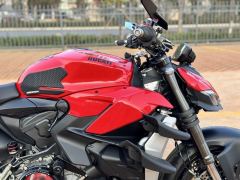 Ducati Street Fighter V2 950 cc - photo 6