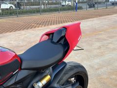Ducati Street Fighter V2 950 cc - photo 9