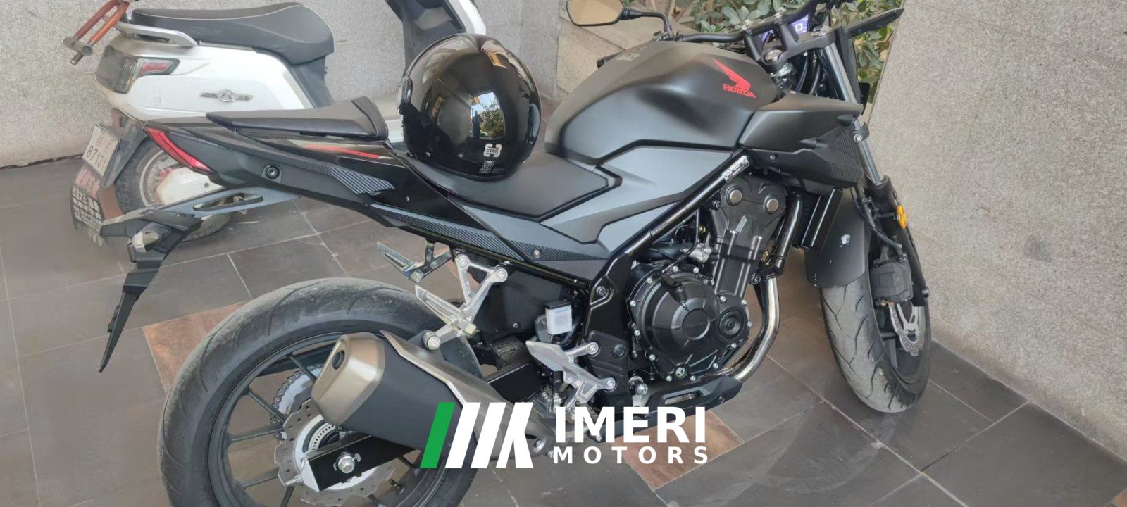 2021 Honda CB400F