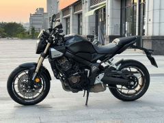 Honda CB650R - photo 3