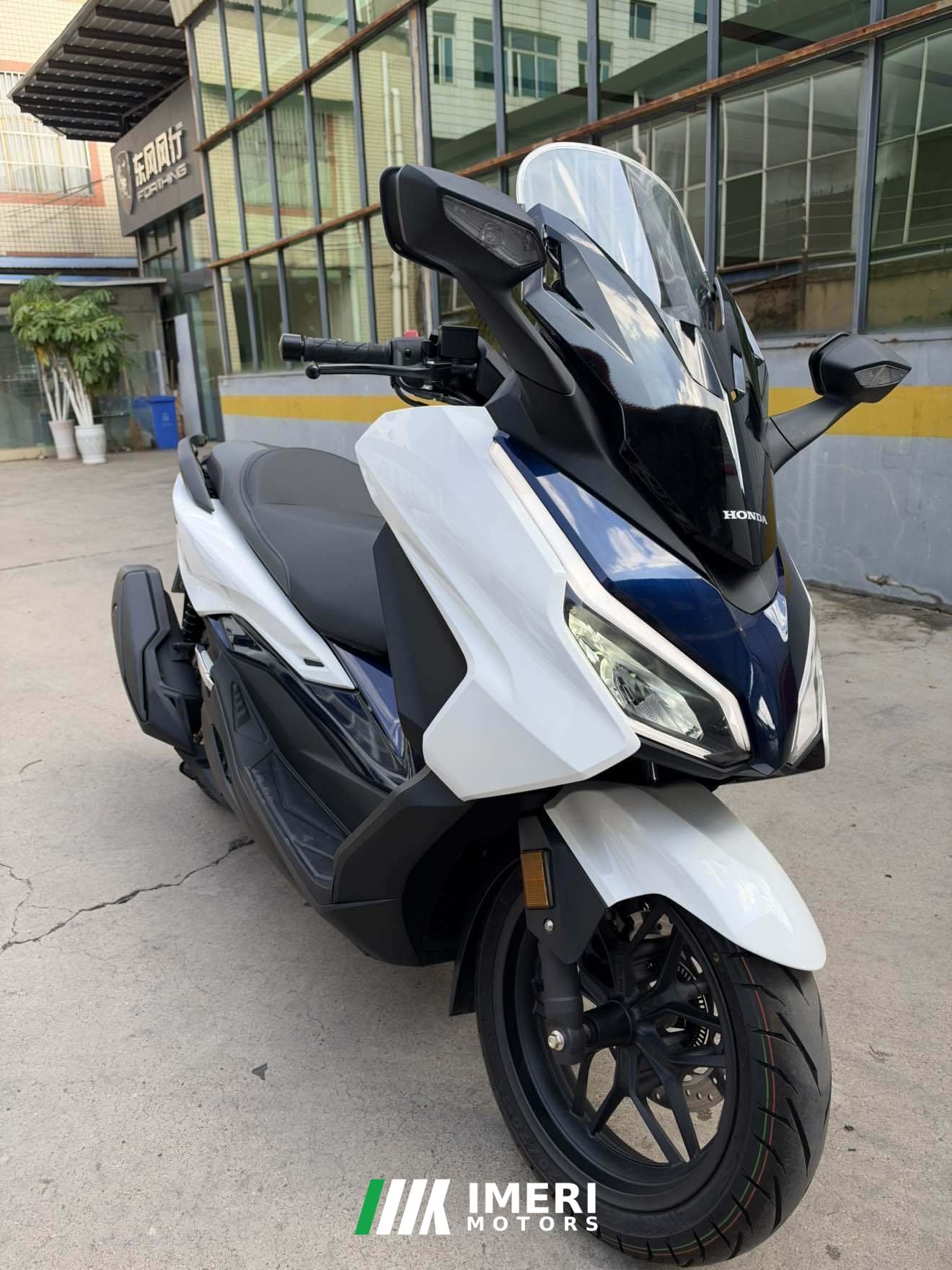 2025 Honda NSS350