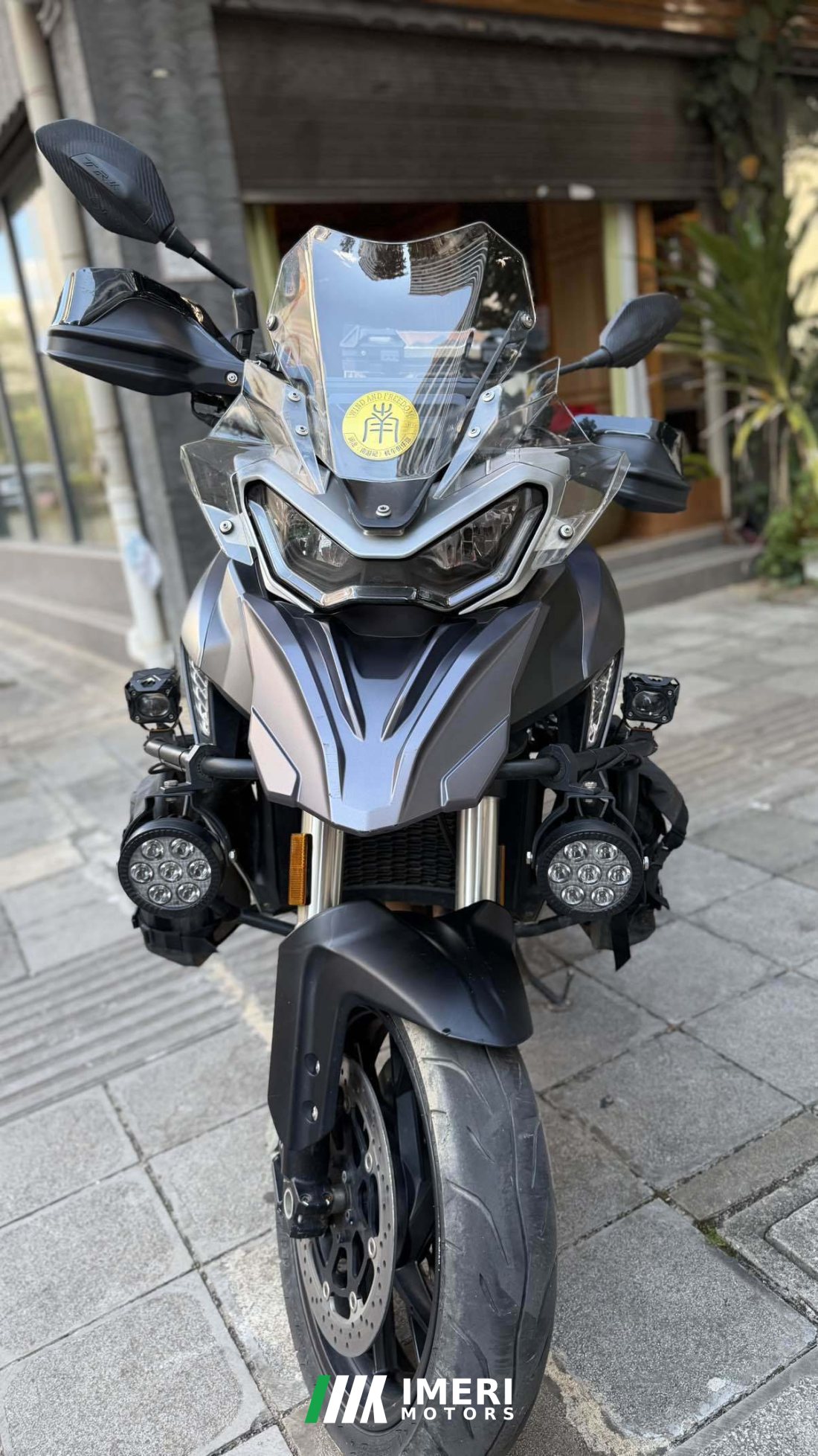 QJMOTOR Xiao 750 - motorcycle from China