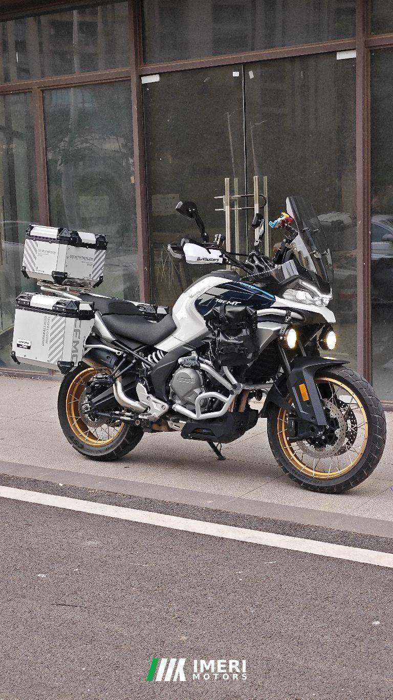 2025 CFMOTO 700MT