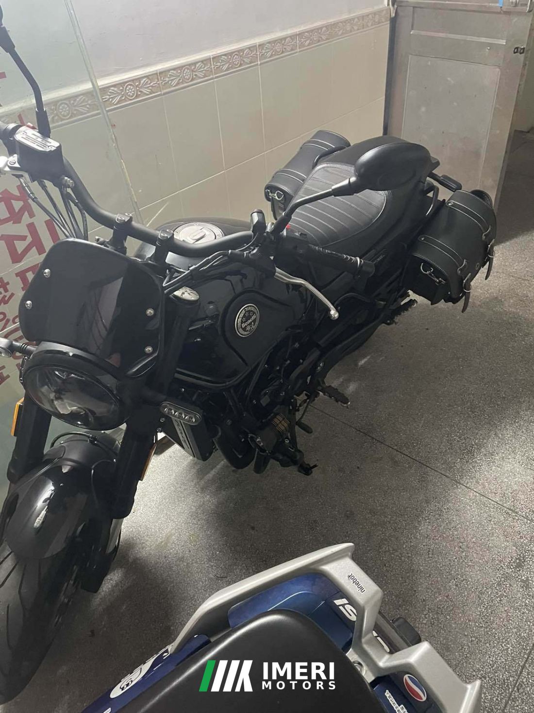 Benelli Leoncino 500 - motorcycle from China