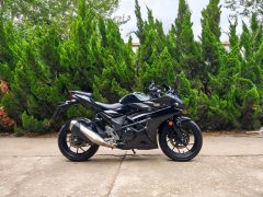 Haojue Suzuki GSX250R - ფოტო 1