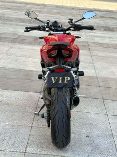 Ducati Street Fighter V2 950 cc - ფოტო 6
