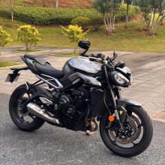 Triumph Street Triple 765 - photo 2